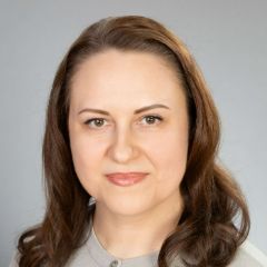 Назарова Светлана